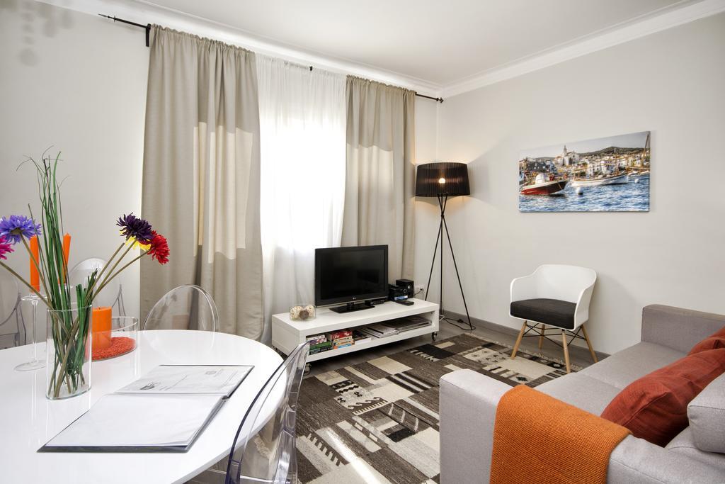 Eixample Building Apartments By Mercedes Heritage برشلونة المظهر الخارجي الصورة