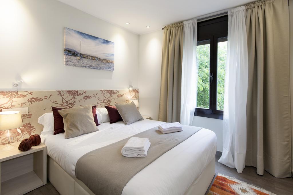 Eixample Building Apartments By Mercedes Heritage برشلونة المظهر الخارجي الصورة