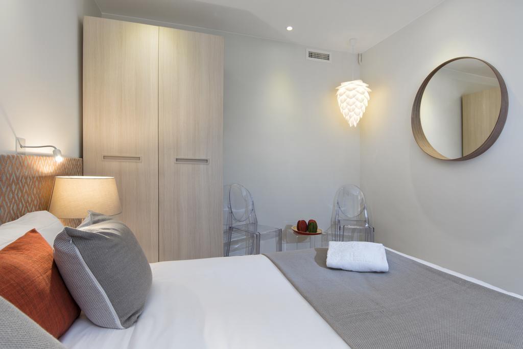 Eixample Building Apartments By Mercedes Heritage برشلونة المظهر الخارجي الصورة