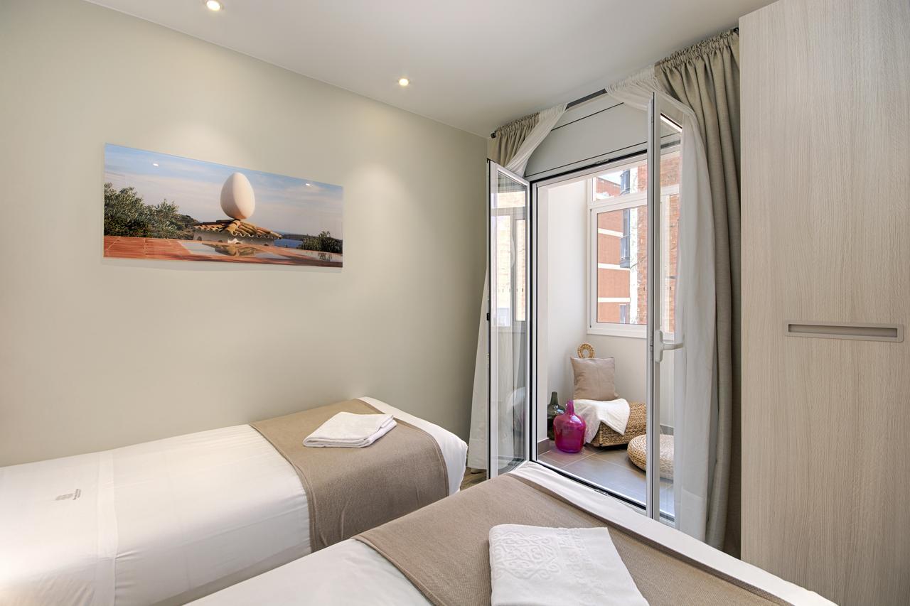 Eixample Building Apartments By Mercedes Heritage برشلونة المظهر الخارجي الصورة